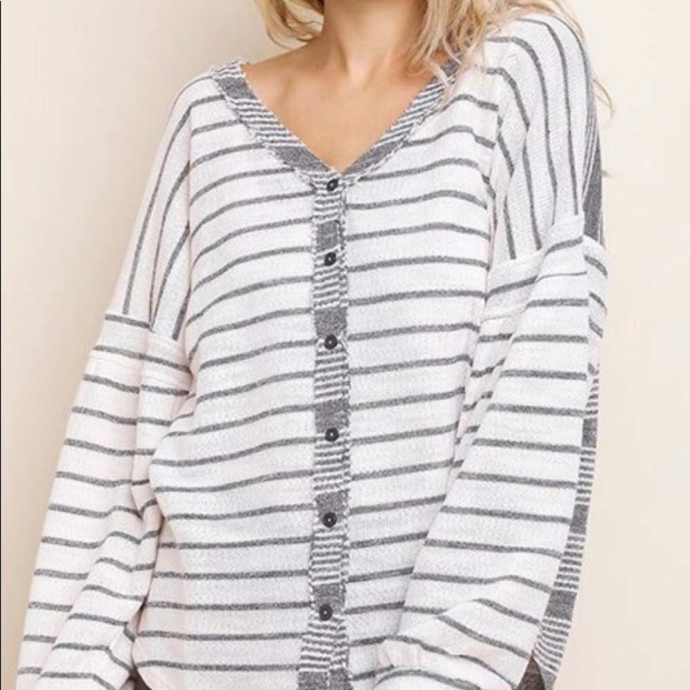 MAROON STRIPED TOP - Picture 5 of 8